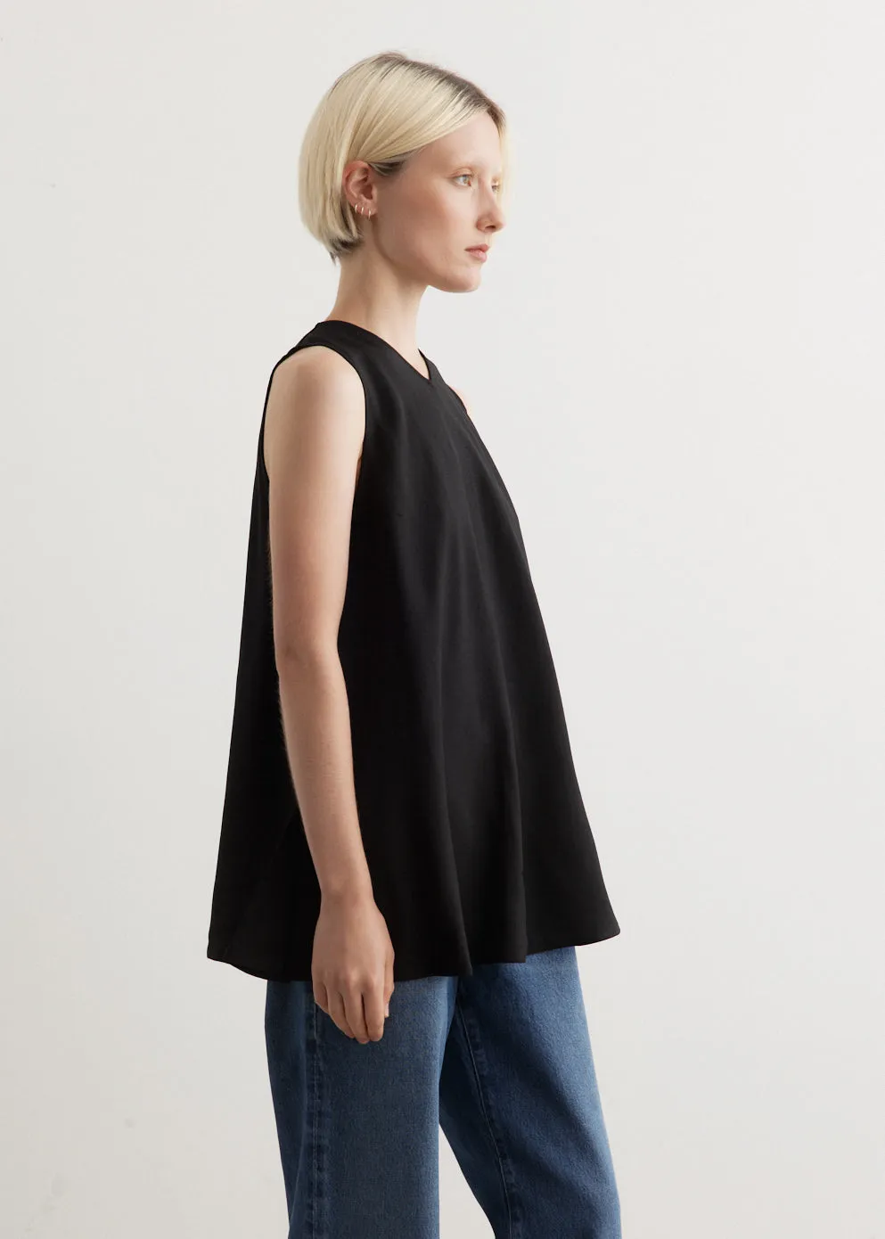 Forres Sleeveless V-Neck Top
