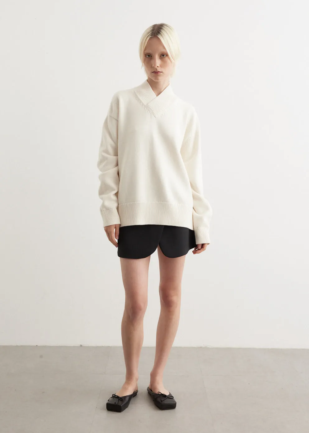 Nohwe 3G Cross-Neck Knit